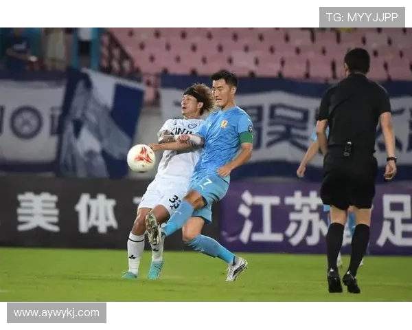 张煜东：逆转功臣感谢队友支持 雨天主场成制胜关键